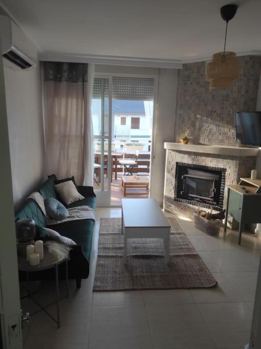 Apartamento Costa De Madrid Luaran gambar